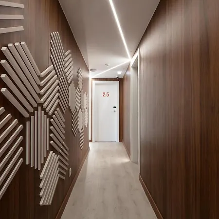 Hotell The Icons 3*