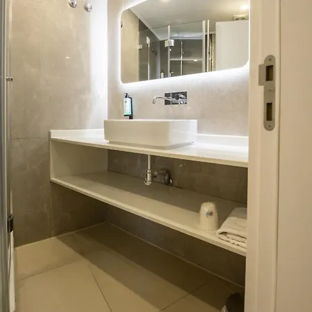 Отель The Icons Лиссабон