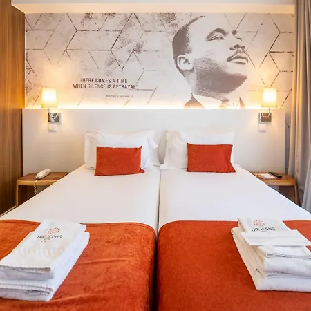 Отель The Icons 3*