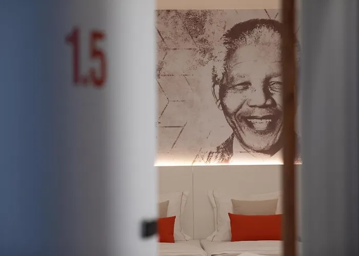 Ξενοδοχείο The Icons 3*